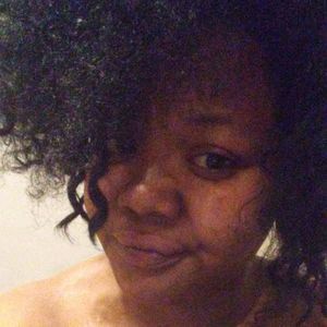 Meet your Posher, Nikia