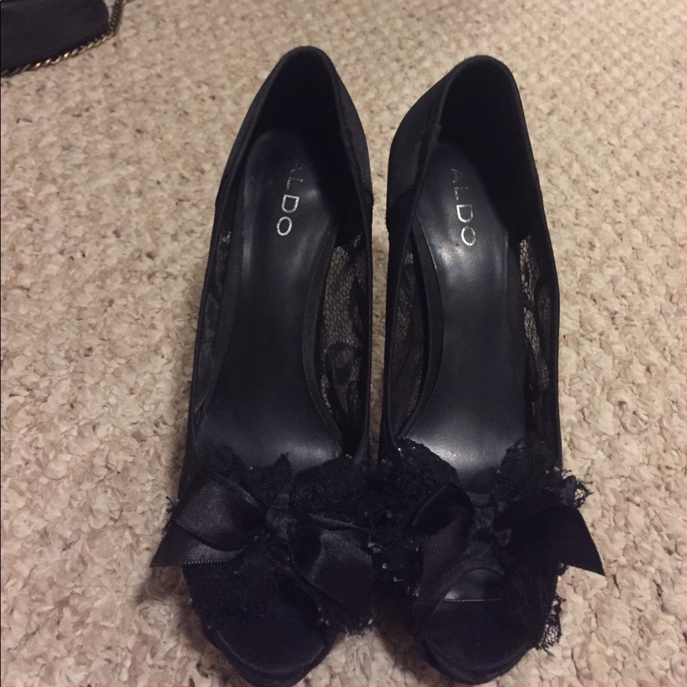 Aldo black lace platform heels