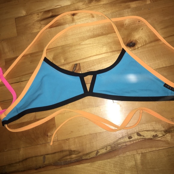 Jolyn tops and bottoms - Picture 5 of 5