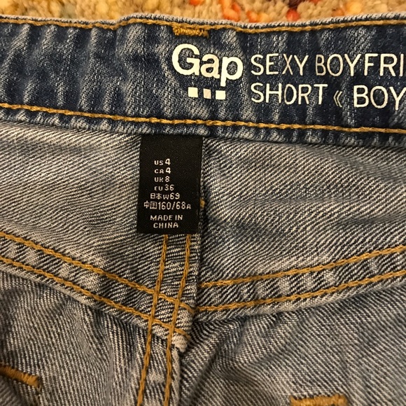 With age comes wardrobe changes. - Picture 3 of 4