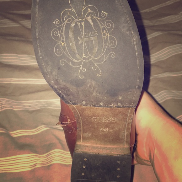 Size 9.5 guess riding boots - Picture 2 of 3
