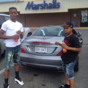 Meet your Posher, Derrick