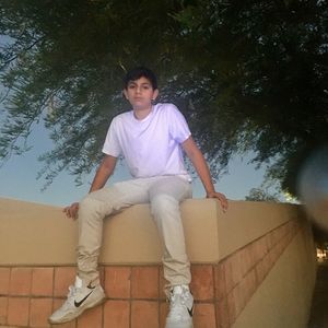 Meet your Posher, Eduardo