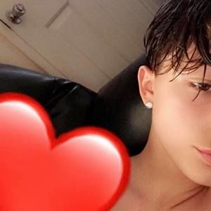 Meet your Posher, Elijah