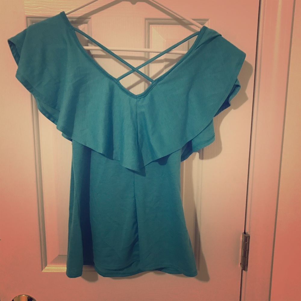 💕Turquoise top! 💕