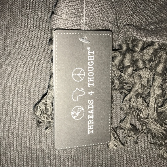NWT, Threads 4 Thought Gray Kavi Poncho - Picture 4 of 4
