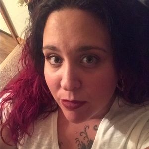 Meet your Posher, Michele