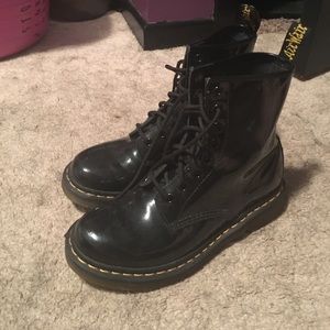 Doc Martens Women's 1460 Patent, size 7