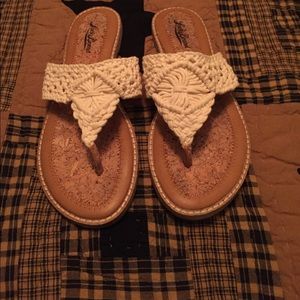 Lucky Brand Crochet Thong Sandals