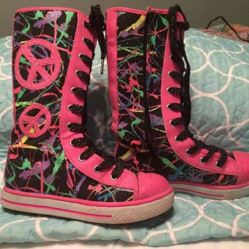 Girls Paris Blues lace up high top tennis shoe