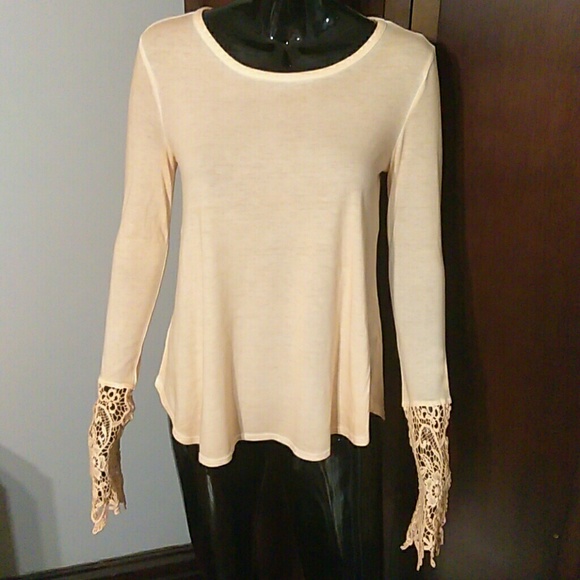 Cato Tops - Long Sleeve Lace Cato's T-SHIRT