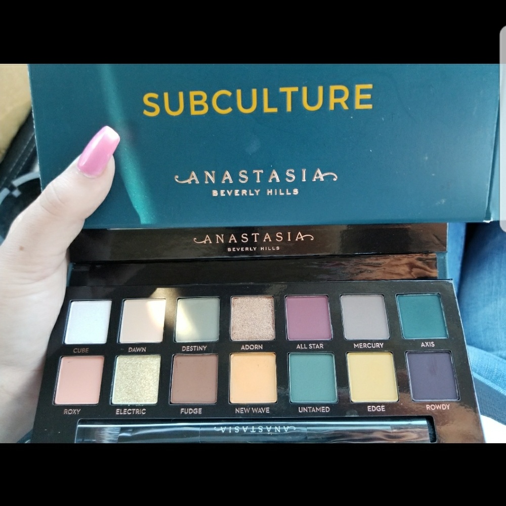 Anastasia Beverly Hills Subculture 😍