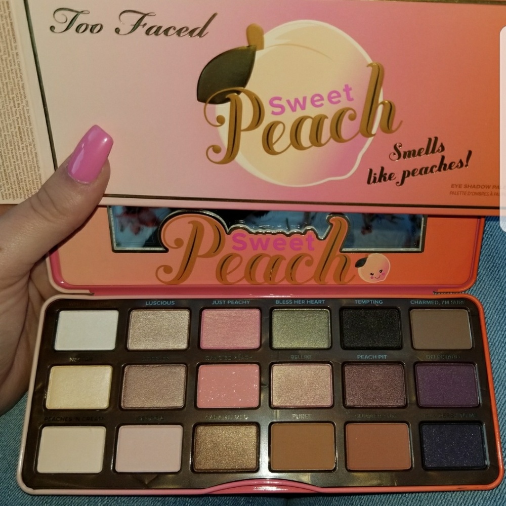 Too Faced sweet peach palette