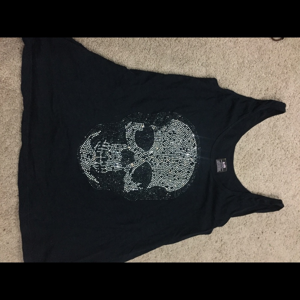 Skull tank