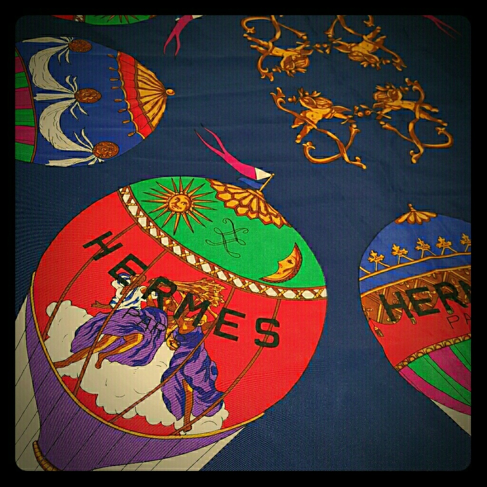 VINTAGE HERMES SCARF