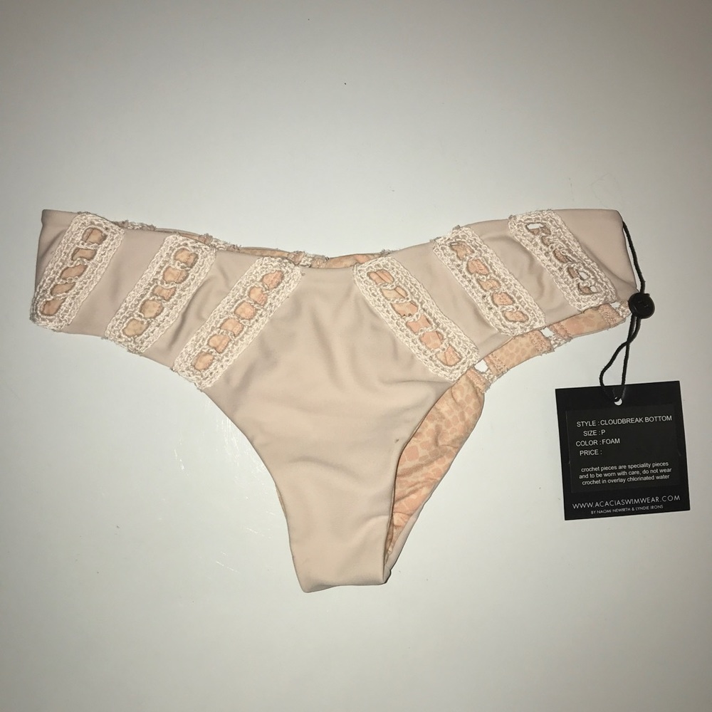 ❎❎sold on IG❎❎ Petite Foam cloudbreak bottoms