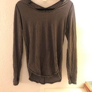 Lululemon long sleeve stripped top