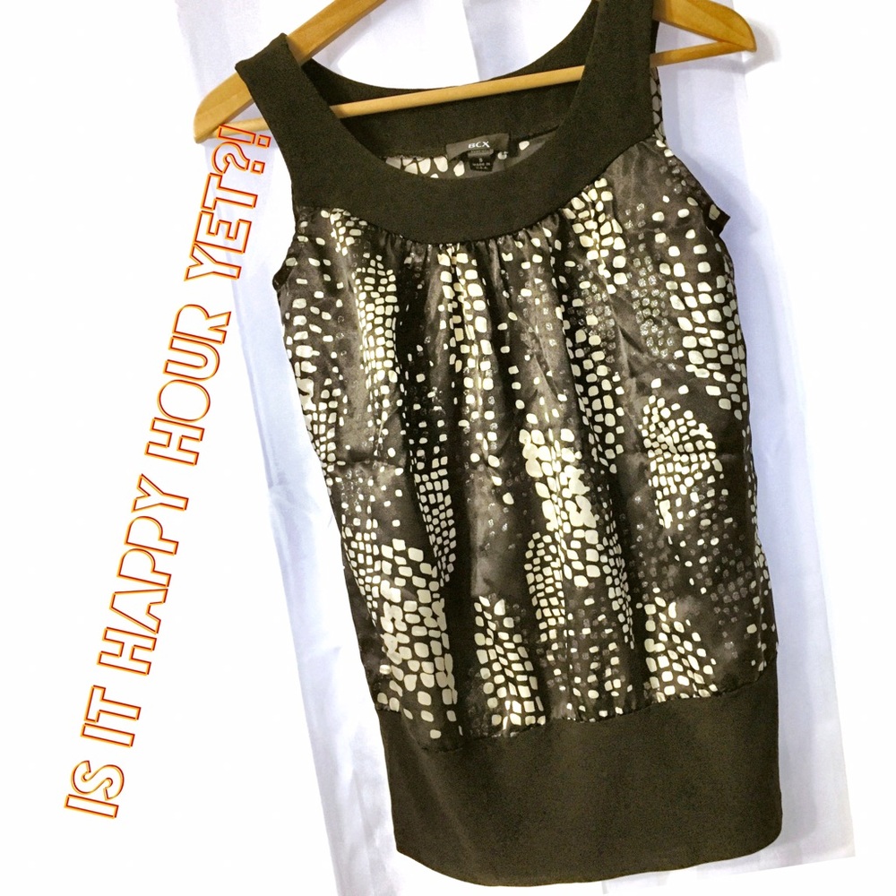 Fun top that's perfect for cocktails!