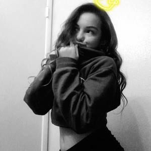 Meet your Posher, Nikki