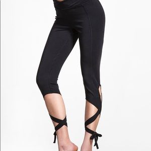 Free people yoga pants turnout leggings black