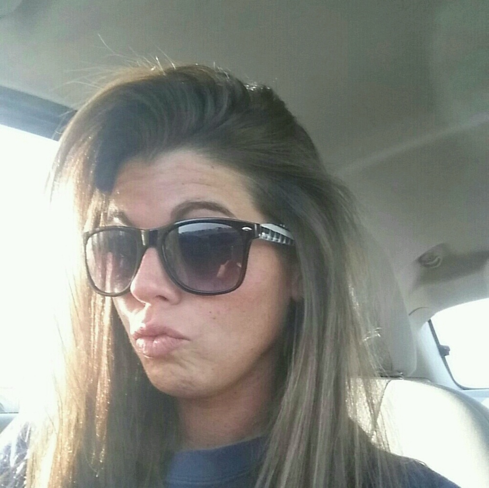 Meet your Posher, Michelena