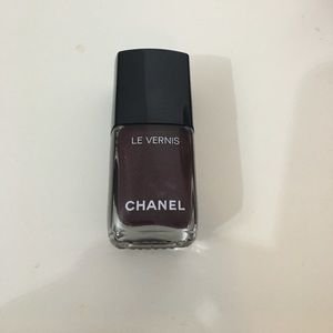 Chanel Nails Polish #18 Vamp
