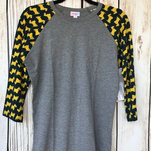 Lularoe Randy T! Size small