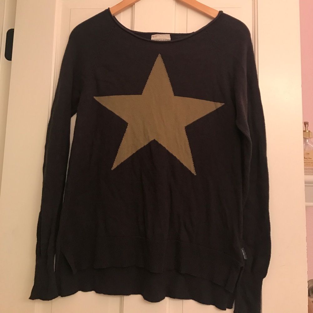 Designer's Closet by Billabong Star Sweater