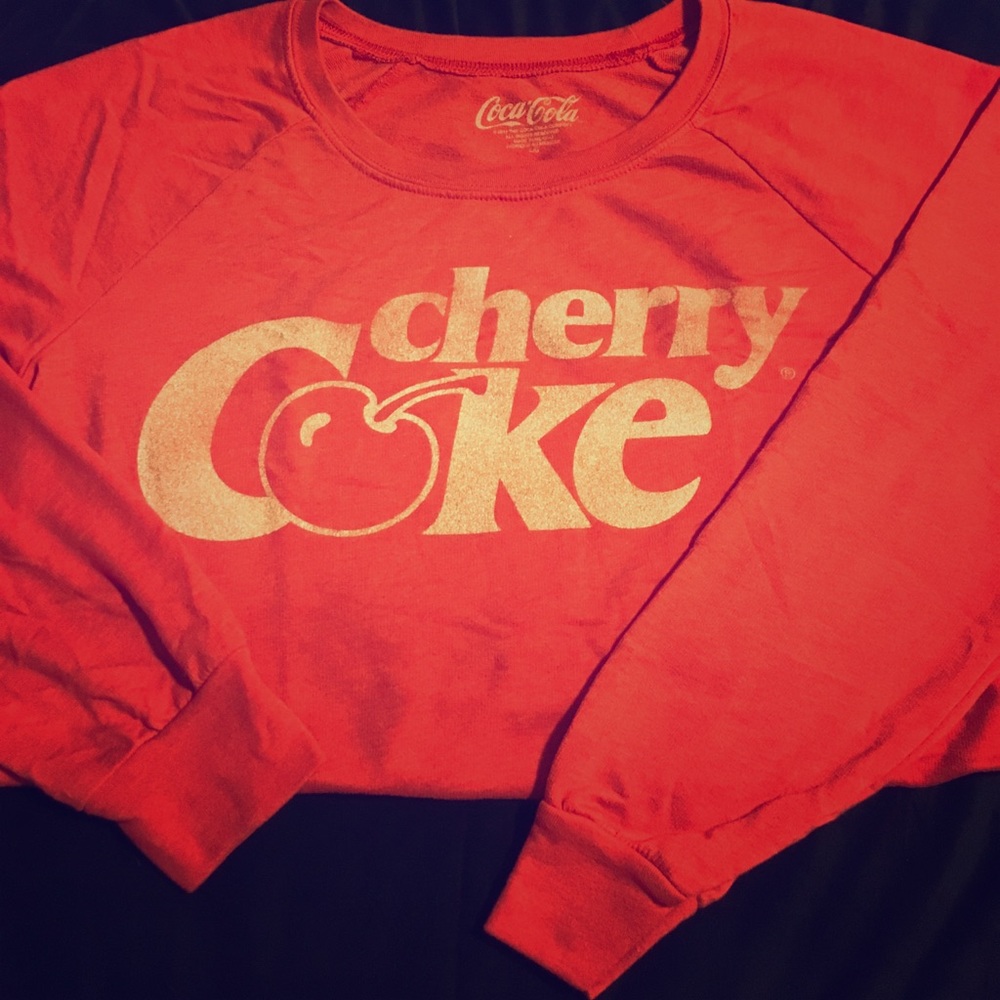 ❗️NEED IT GONE❗️Cherry Coke Super Soft Sweat Shirt