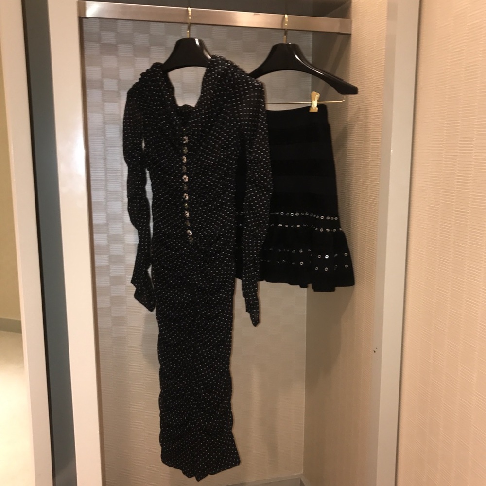 Meet your Posher, Ebony