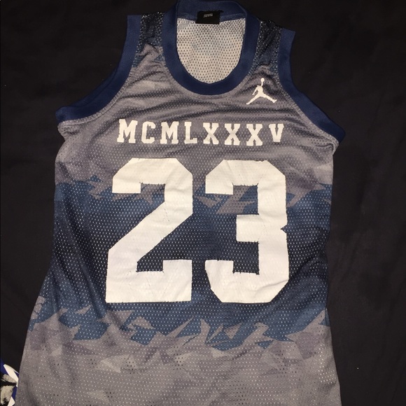 Boys mesh Jordan  jersey - Picture 1 of 3