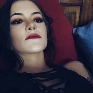 Meet your Posher, Stacey