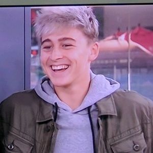 Meet your Posher, Liam