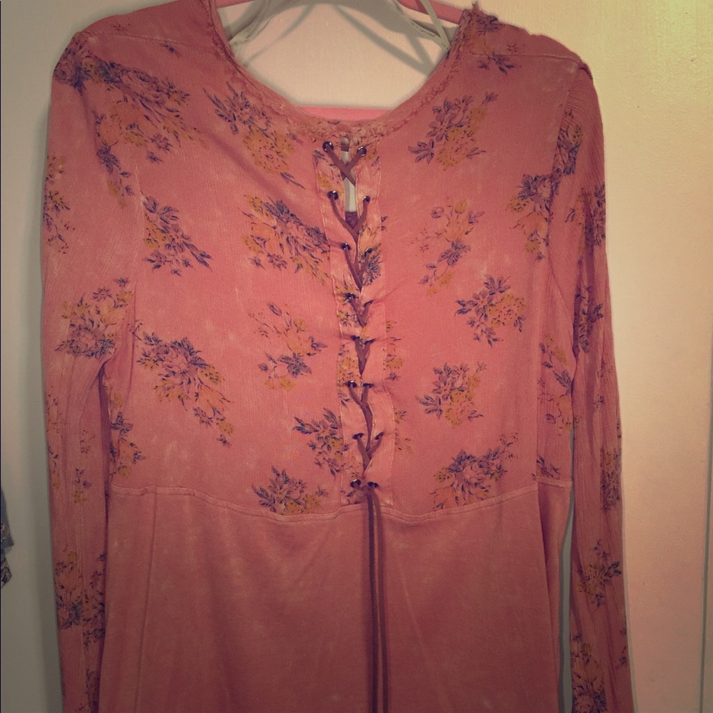 Worn Once Buckle Tie Blouse