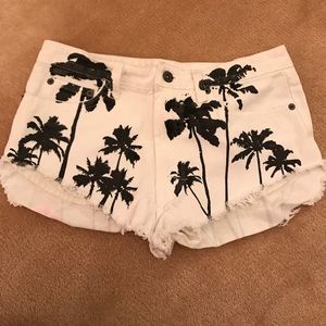 LF/Car Mar Palm Tree Shorts