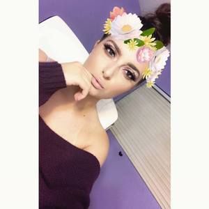 Meet your Posher, Lejla