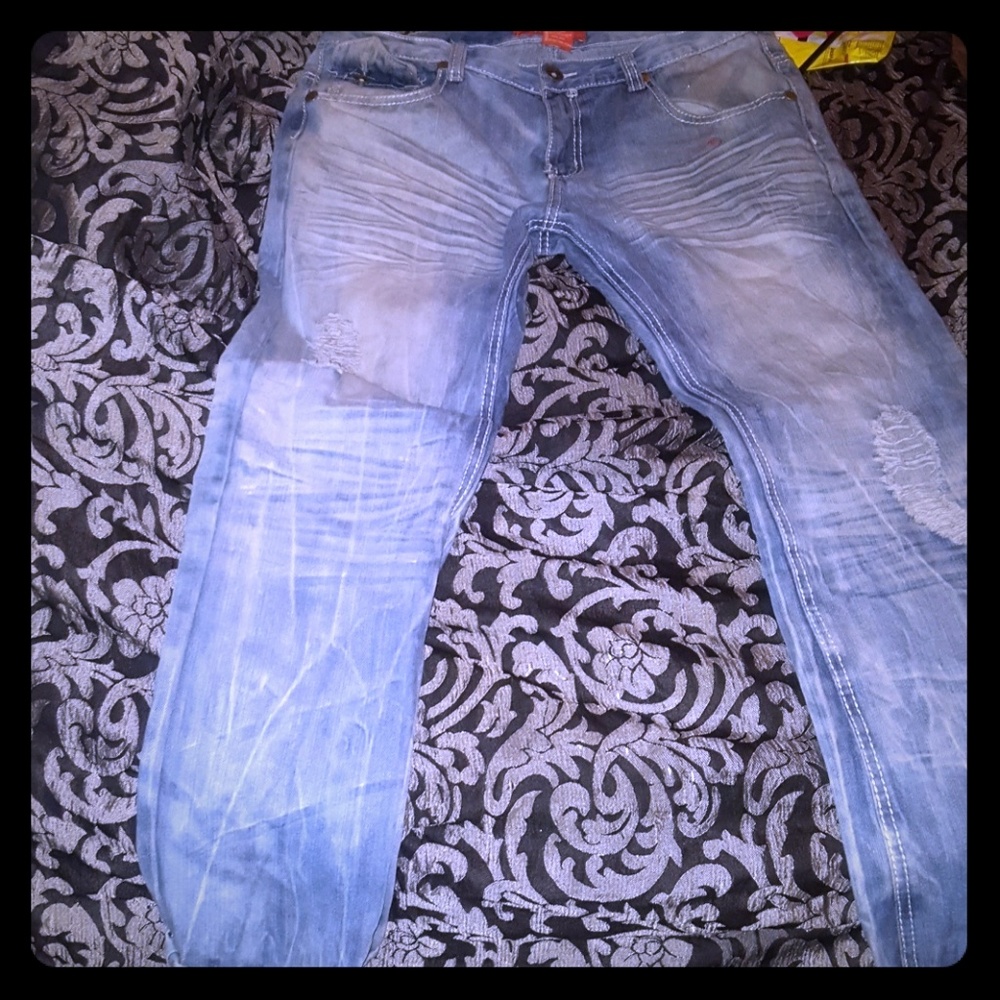 Pants - Picture 3 of 4