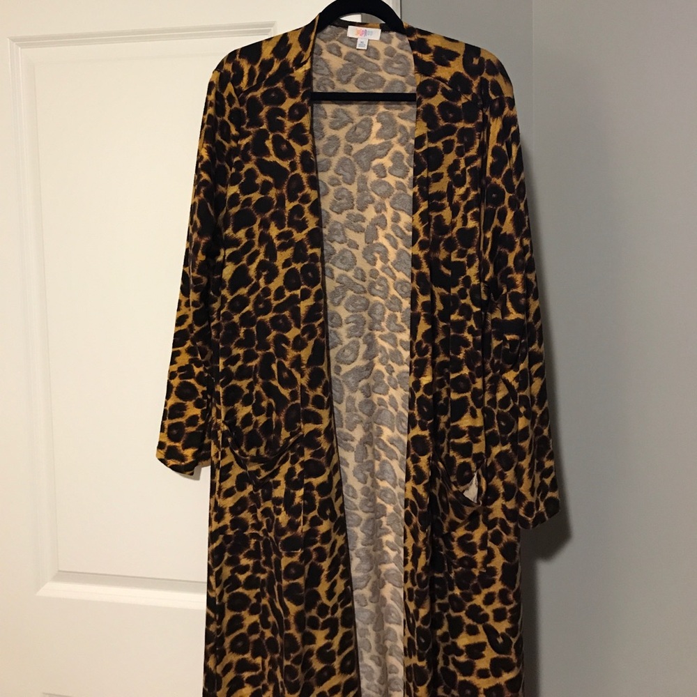 XL Cheetah LuLaRoe Sarah!! New!!!