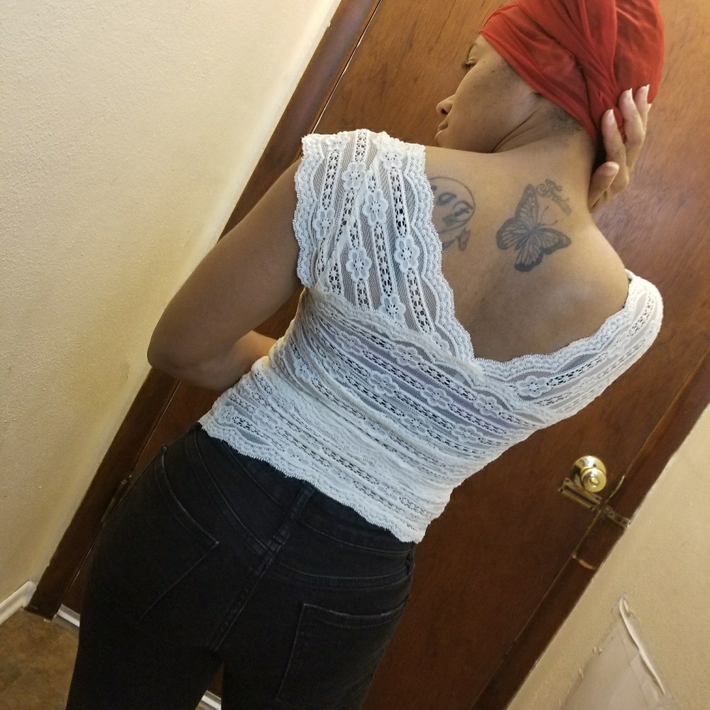 Top - Picture 2 of 2