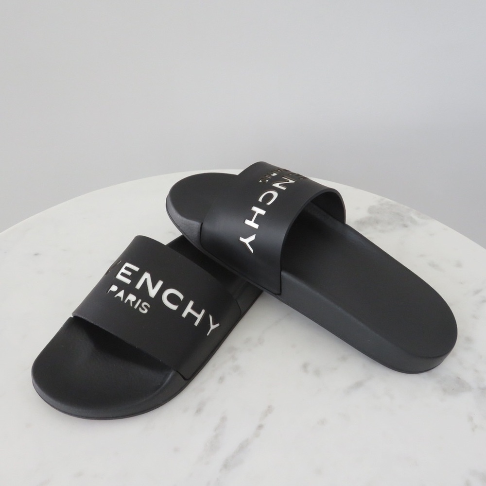 Givenchy Logo Slide