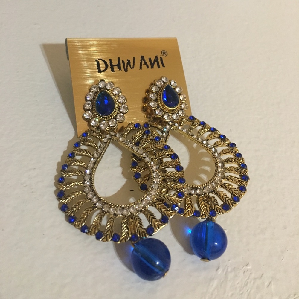 NEW Large tear drop Indian earrings w/ rhinestones