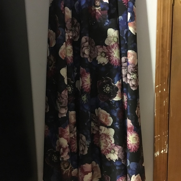 Modest Long Sleeve Floral Maxi Dress Prom - Picture 5 of 8