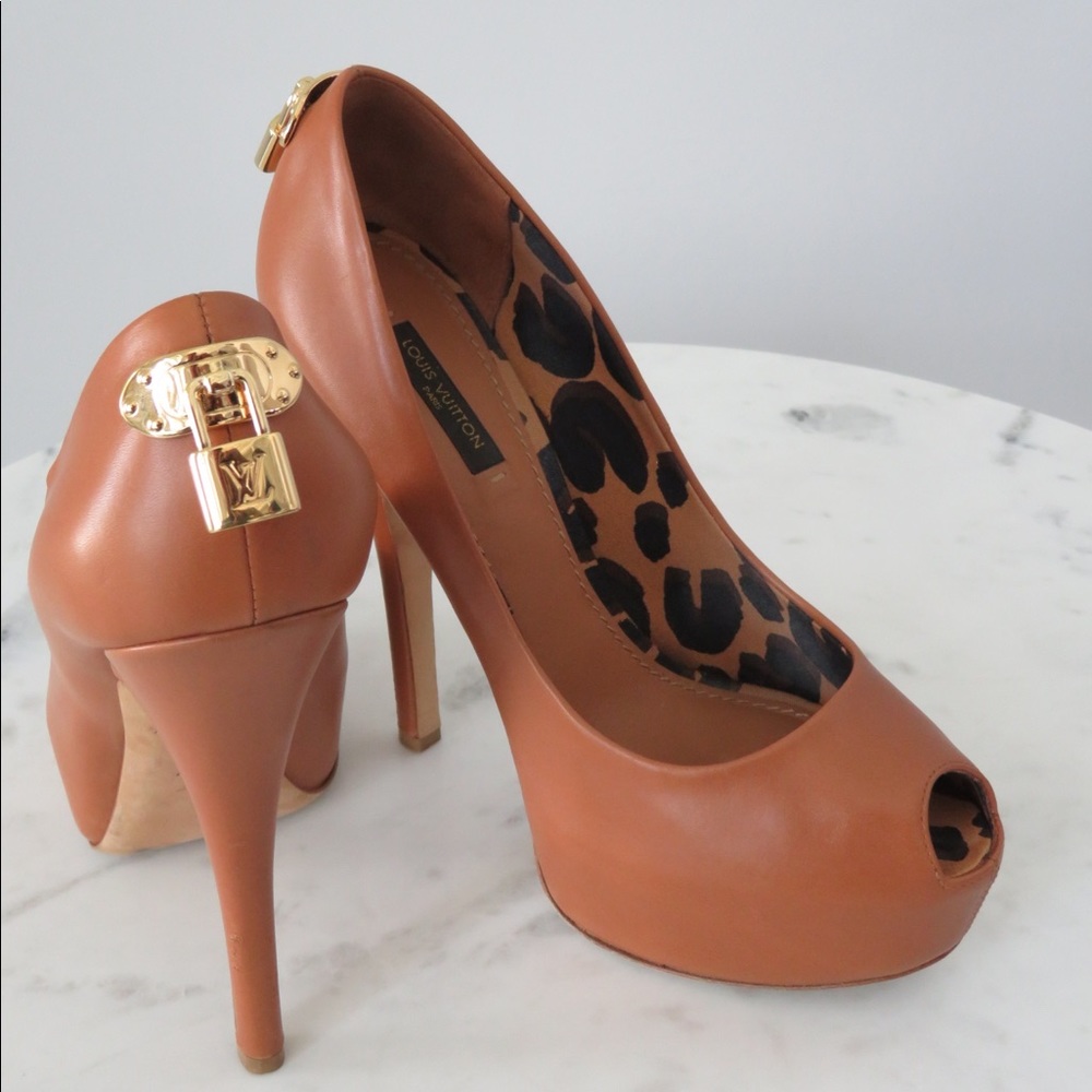 Louis Vuitton Oh Really Peep Toe Pump