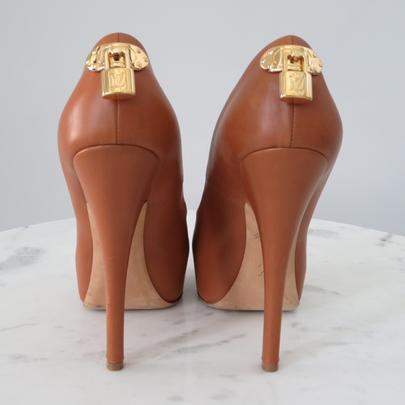 Louis Vuitton Oh Really Peep Toe Pump - Picture 2 of 8