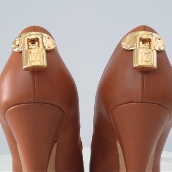 Louis Vuitton Oh Really Peep Toe Pump - Picture 3 of 8