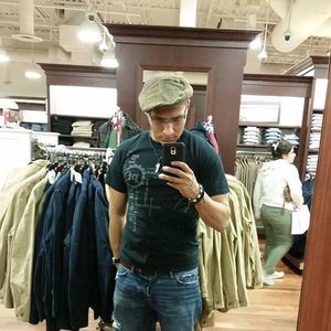 Meet your Posher, Aj