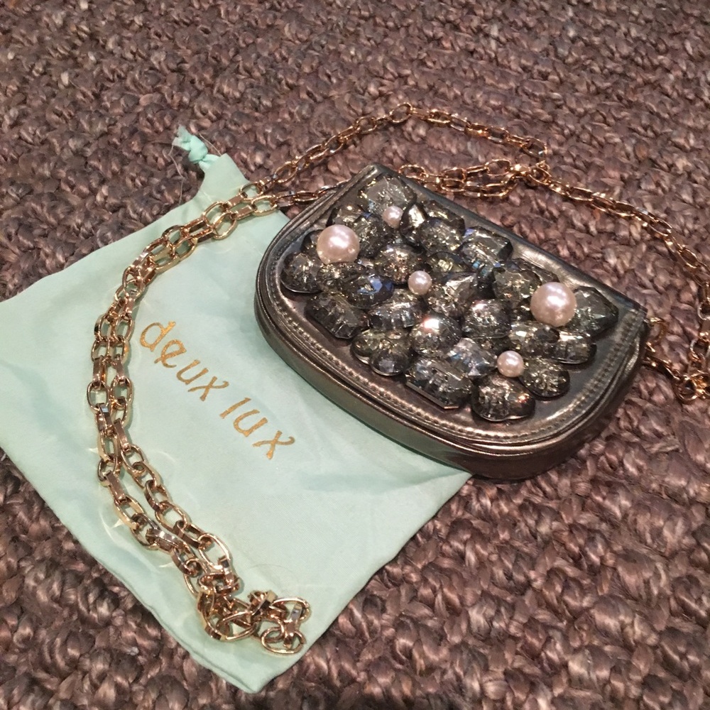 Deux Lux green mini embellished purse ✨👜