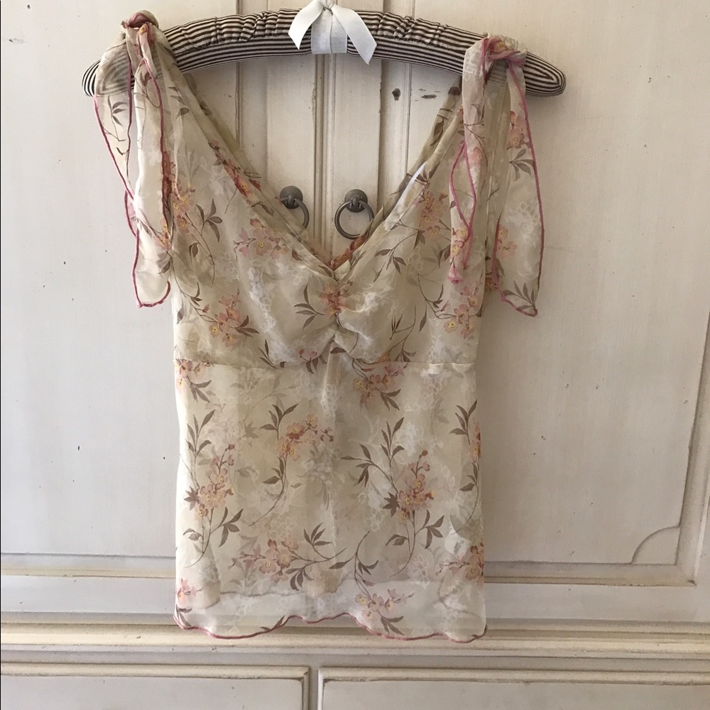 ✨Jonathan Martin Semi-Sheer Floral Top