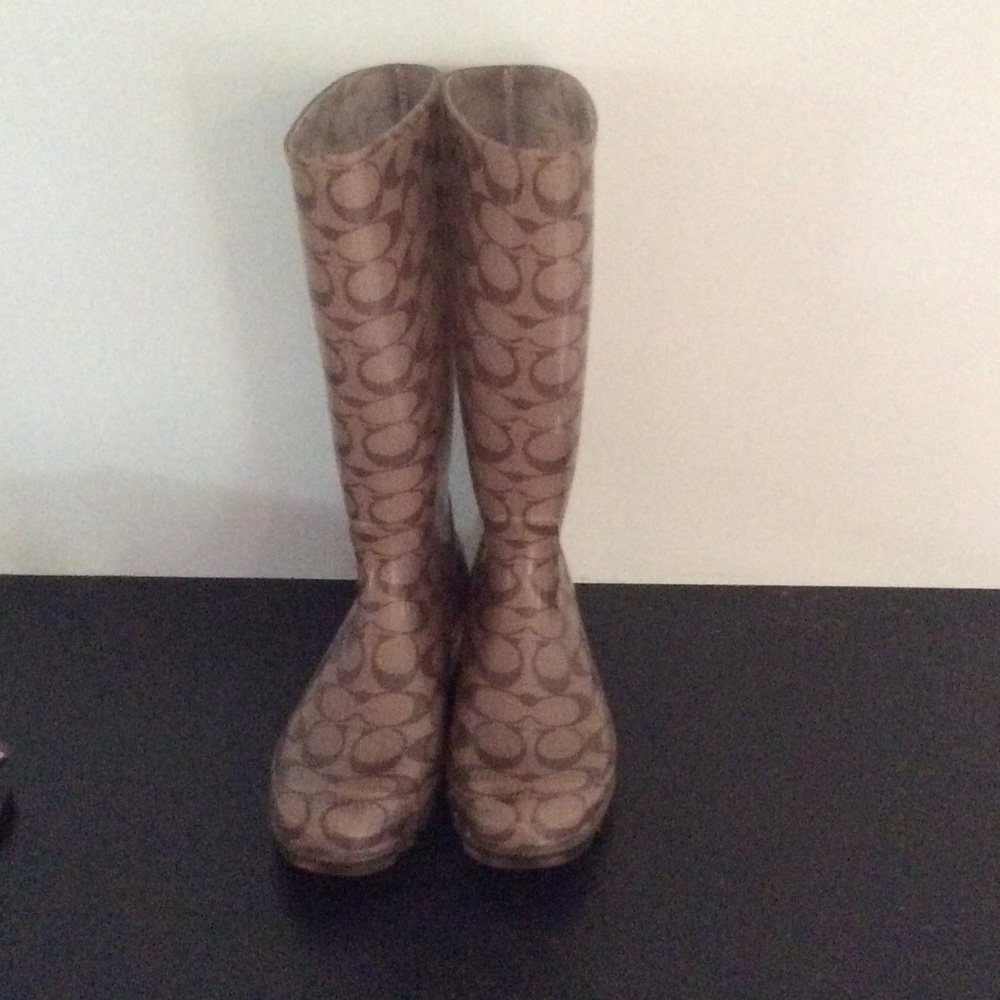 Coach logo rain boot