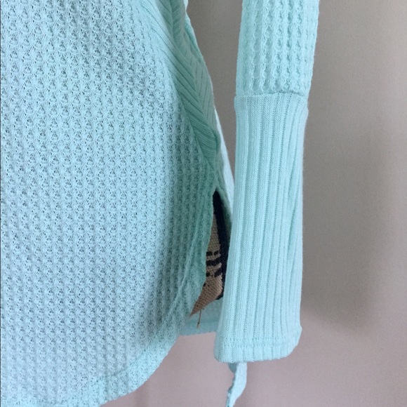 Mint green waffle knit top 🇺🇸 - Picture 7 of 8